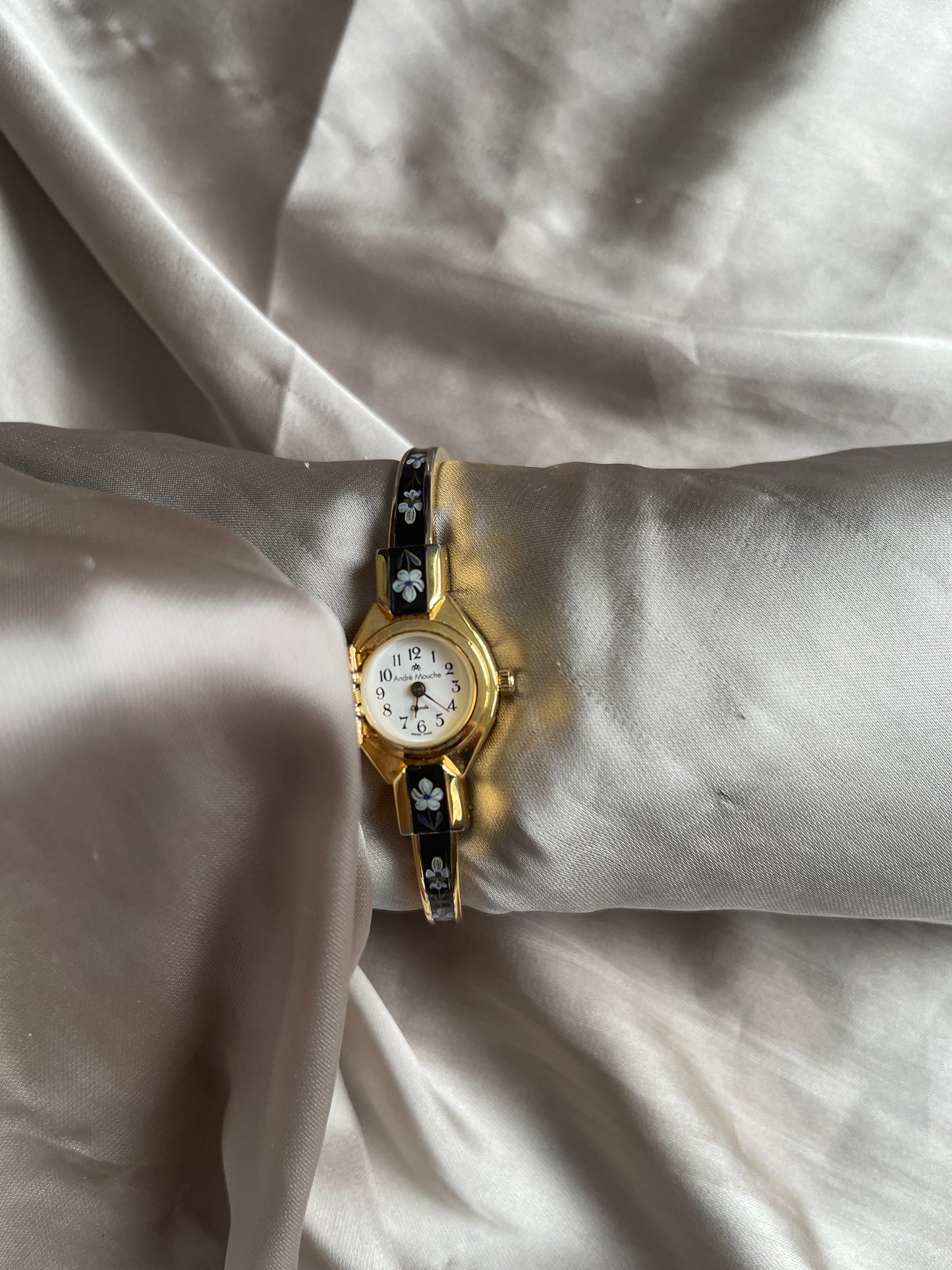 *Working* RARE Andre Mouche Gold Peekaboo with Swarovski crystals