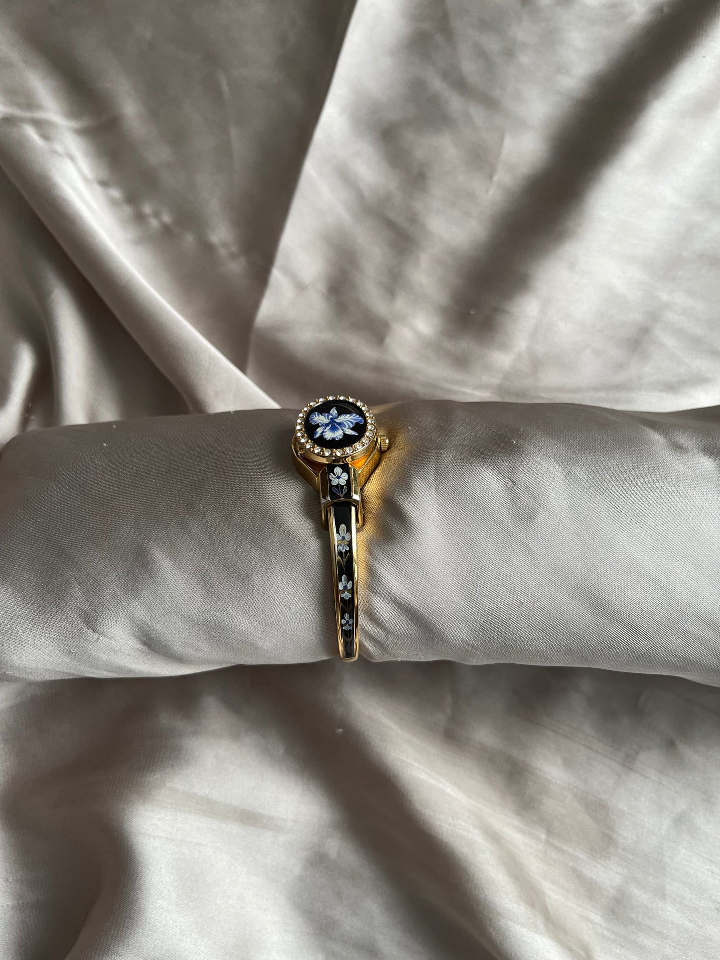 *Working* RARE Andre Mouche Gold Peekaboo with Swarovski crystals