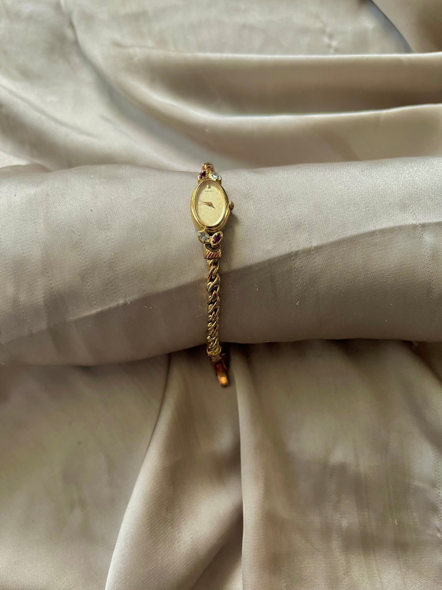 *Working* Ultra-Rare Genuine Marquise Ruby Watch