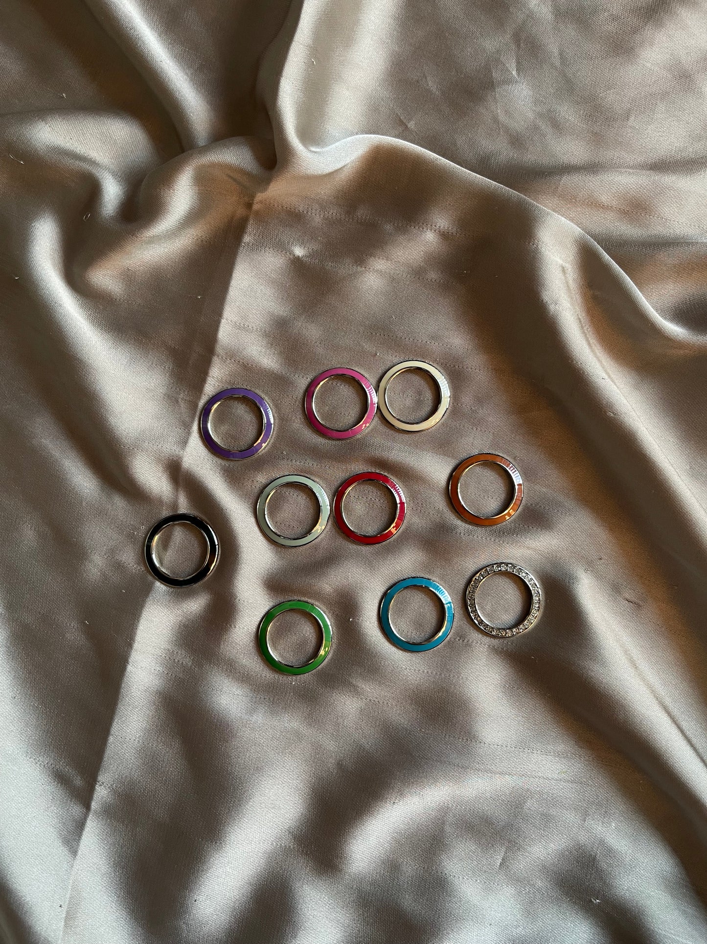 *Working* RARE Interchangeable 10 Bezel Silver Bezel Watch Set