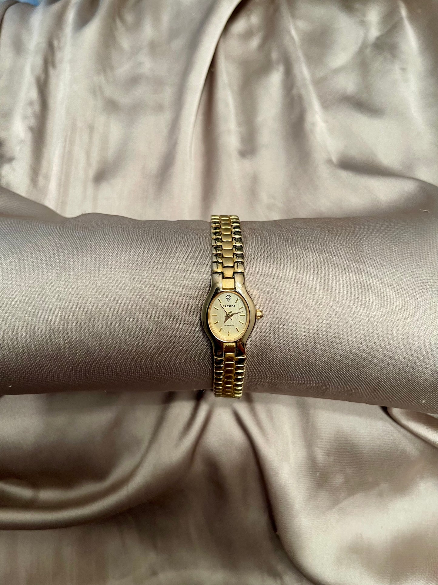 *Working* Classic Gold-Tone Watch