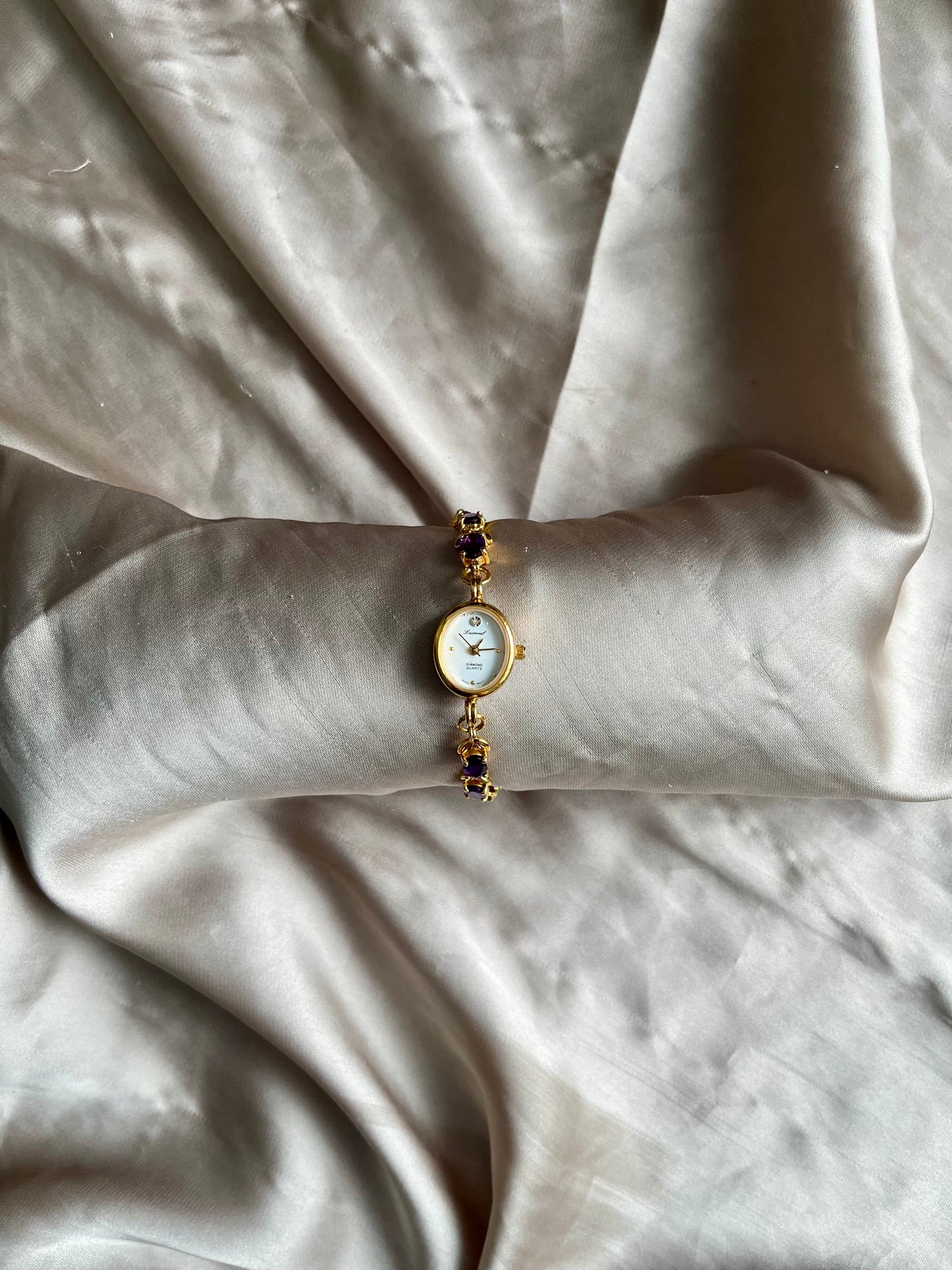 *Working* Purple Quartz Leaf Band Watch