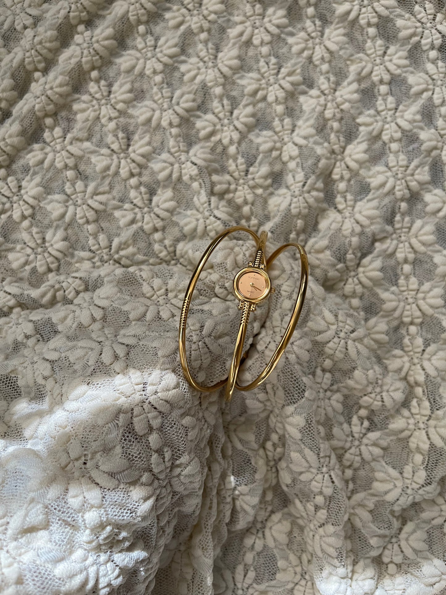 *Working* Ultra-RARE SEIKO Triple Bangle Watch