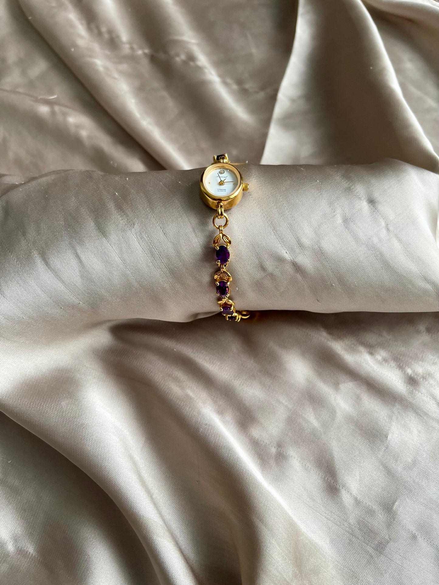 *Working* Purple Quartz Leaf Band Watch