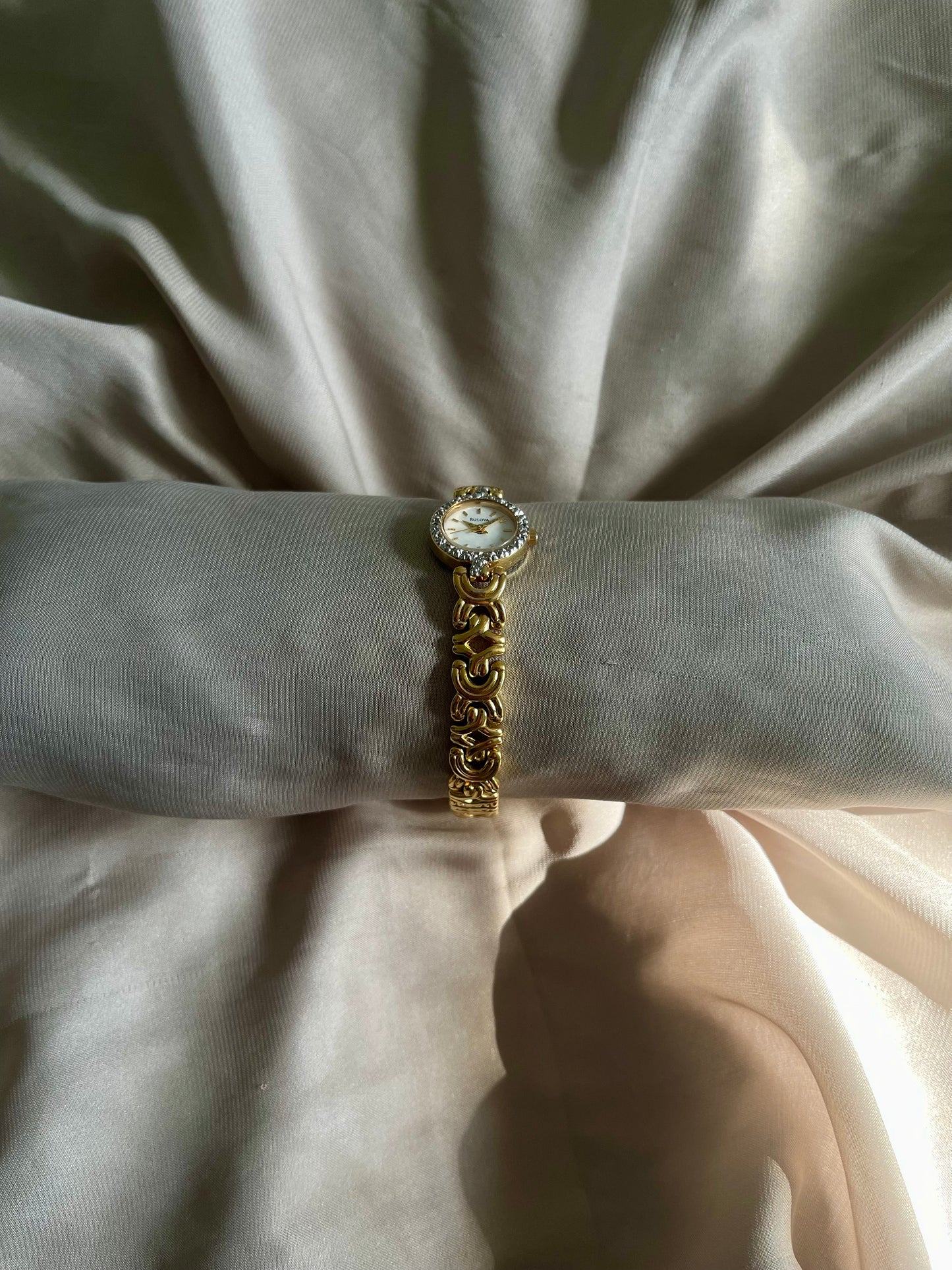 *Working* Silver Bezel Gold-Tone Watch
