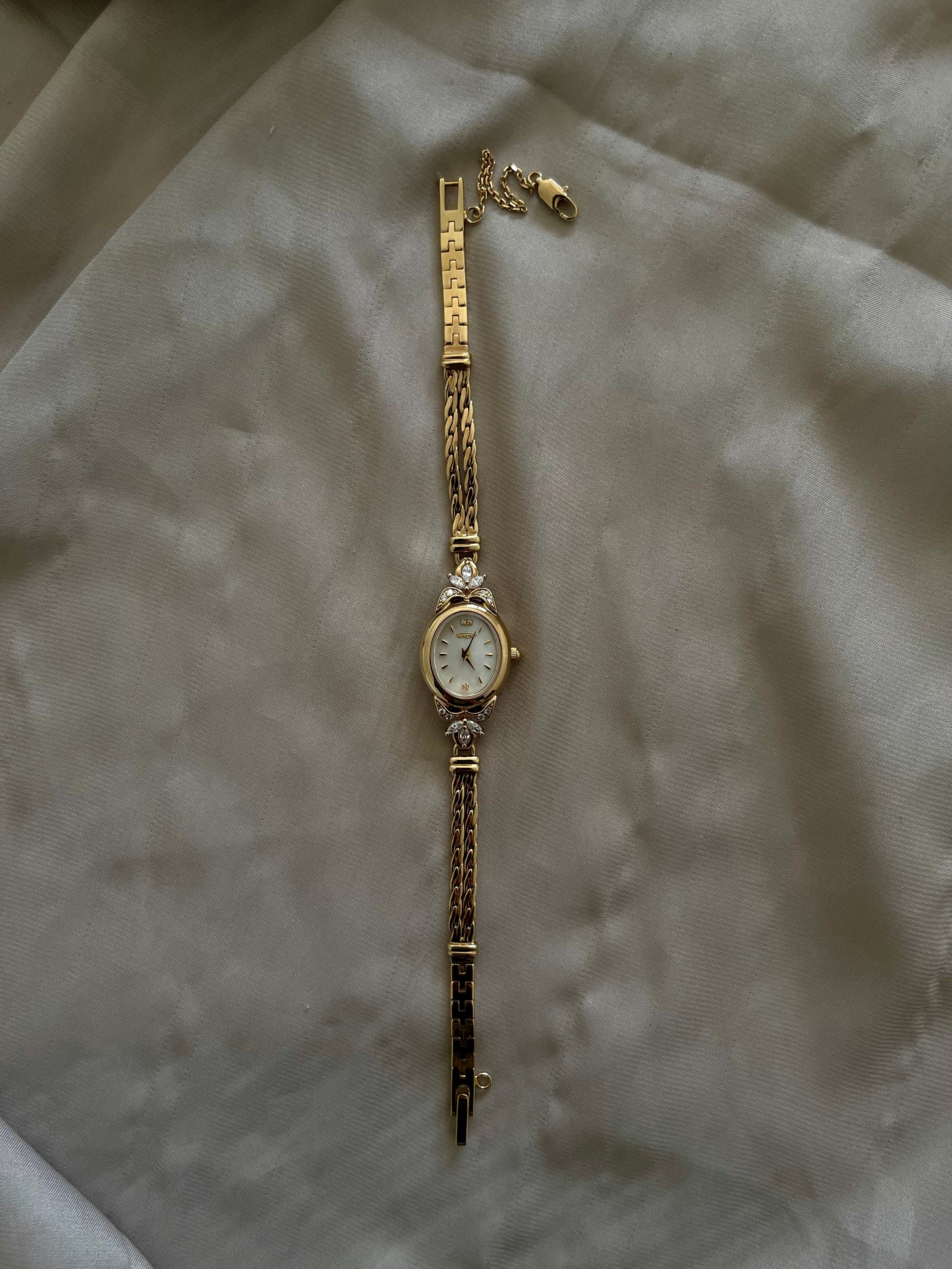 Collection – The Vintage Hours