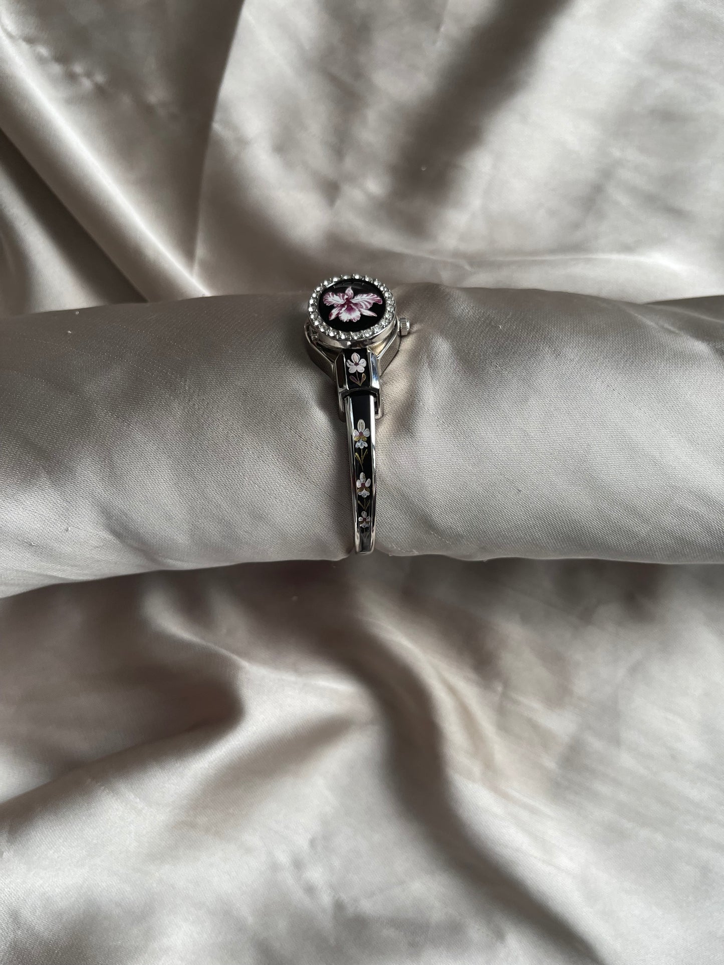 *Working* RARE Andre Mouche Silver Peekaboo with Swarovski crystals