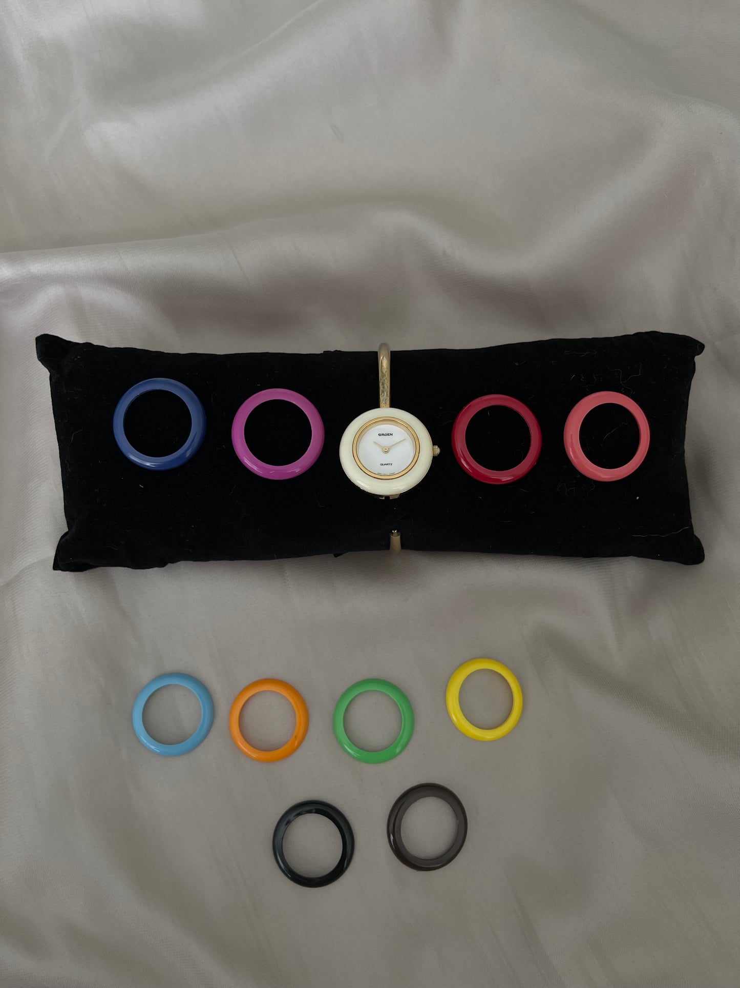 *Working* RARE Interchangeable 11 Bezel Watch Set